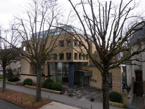 Open Air Bühne im Innenhof Bonner Universitätsforum