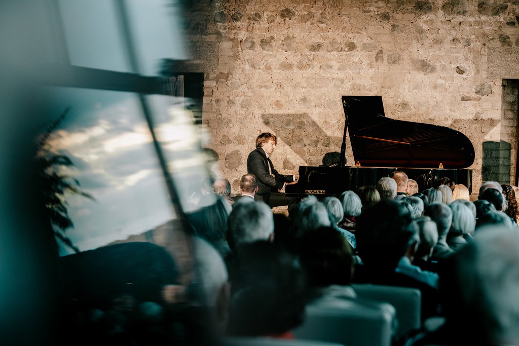 Fabian Müller in der Godesburg Bonn - © Michael Staab