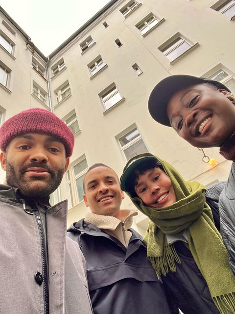 The musicians of Speaking in Tongues discover Bonn - © private