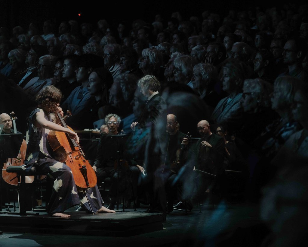 Anastasia Kobekina & Mahler Chamber Orchestra - © Nekame Klasohm