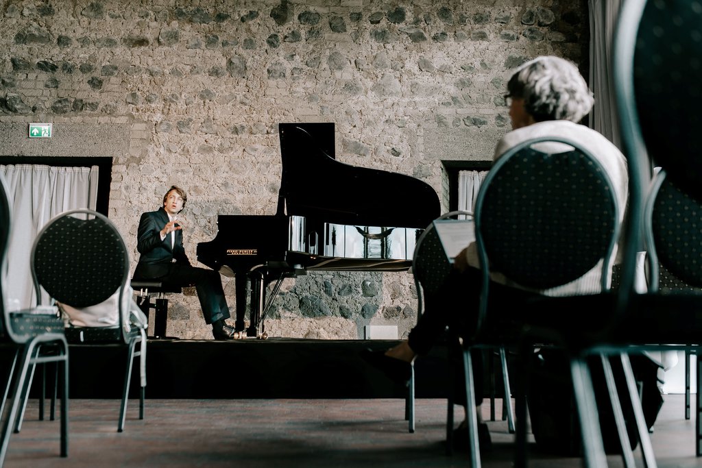Fabian Müller in der Godesburg Bonn - © Michael Staab