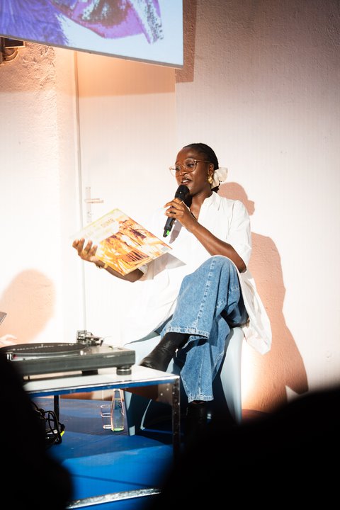 Cassie Kinoshi at the talk format bee.listen at Beethovenfest 2025 - © Natalie Wittmann