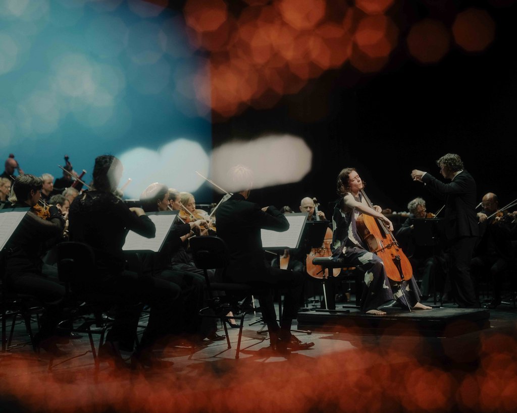 Anastasia Kobekina & Mahler Chamber Orchestra - © Nekame Klasohm