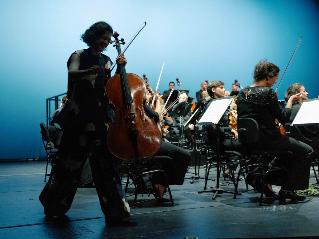 Anastasia Kobekina & Mahler Chamber Orchestra - © Nekame Klasohm