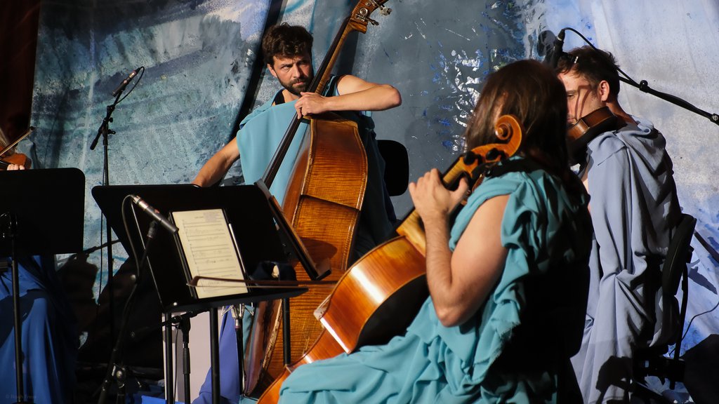 Echoes in Limbo - © Noah Frese