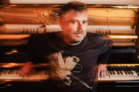 Gabriel Kahane  © Jason Quigley