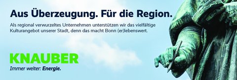 Bild: Hand der Beethovenstatue auf dem Bonner Münsterplatz vor einem blauen Himmel. Schriftzug: "Aus Überzeugung. Für die Region. Als regional verwurzeltes Unternehmen unterstützen wir das vielfältige Kulturangebot unserer Stadt, denn das macht Bonn (er)lebenswert."