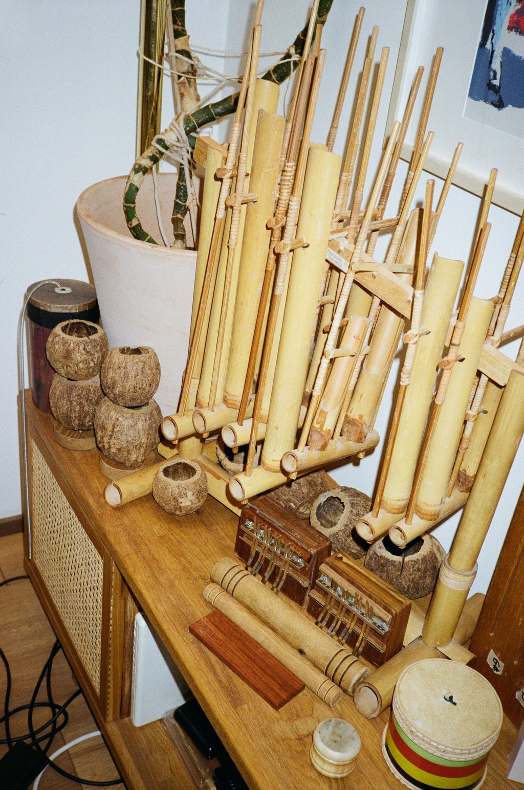 Percussion collection in Bernhard Schimpelsberger’s home - © Martina Lajczak
