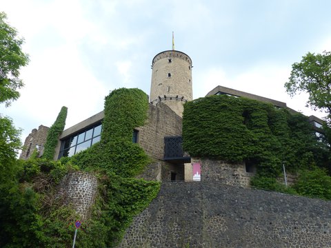 Godesburg ©Bewahrerderwerte, CC BY-SA 4.0 httpscreativecommons.orglicensesby-sa4.0, via Wikimedia Commons