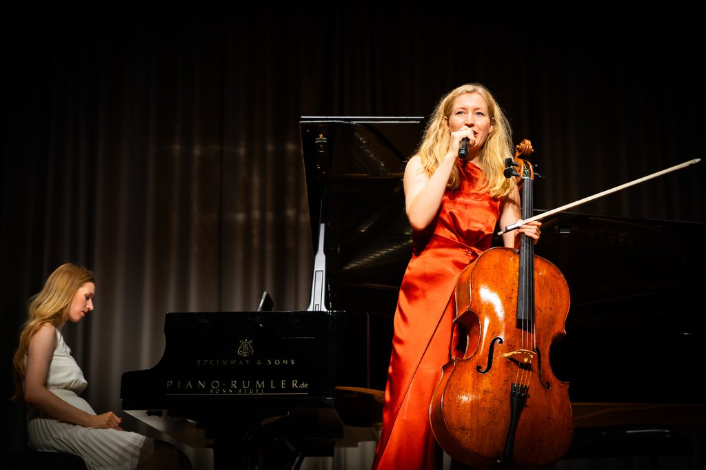Anouchka Hack spielt mit ihrer Schwester Katharina einen Duoabend beim Beethovenfest 2025 im Augustinum - © Beethovenfest Bonn