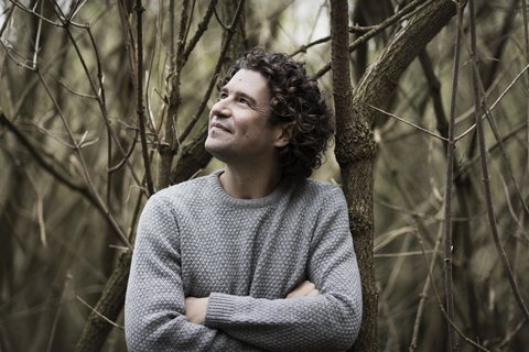 Robin Ticciati - © Benjamin Ealoeva