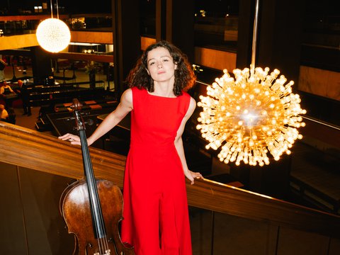 Anastasia Kobekina: Solo