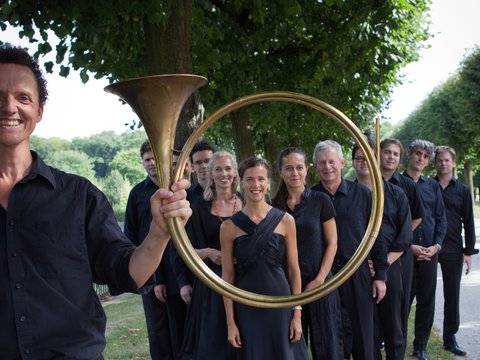 Compagnia di Punto: Symphonie en miniature